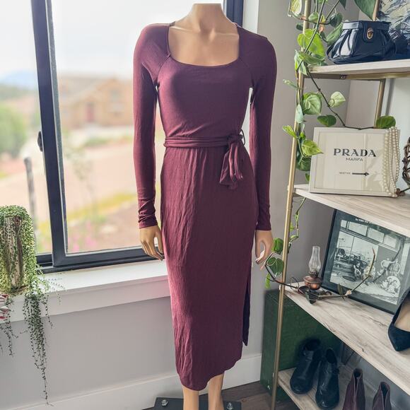 NWT-Francesca’s Autumn Tie Front Ribbed Burgundy Midi Long Sleeve Dress, Small - Picture 1 of 11